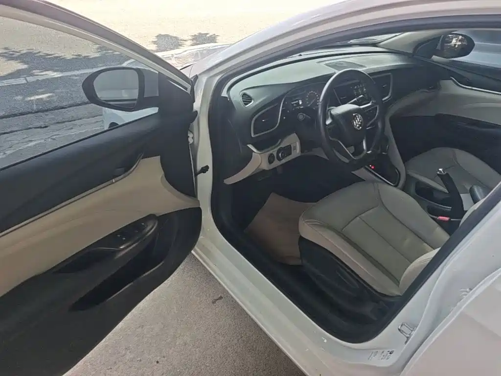 Buick Excelle — миниатюра 16