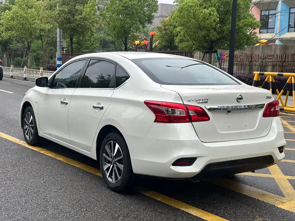 Nissan Sylphy 2021 1.6XE CVT Comfort