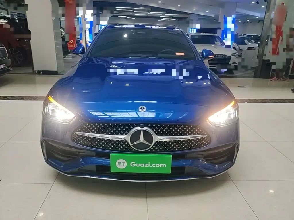 Mercedes-Benz C-Class — миниатюра 3
