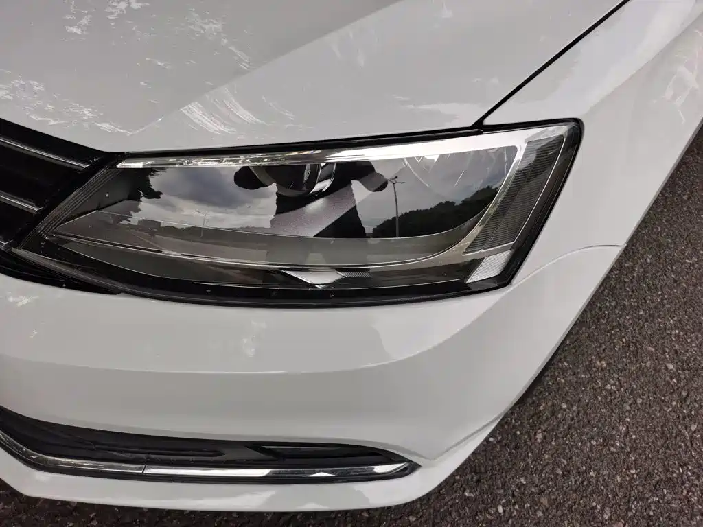 Volkswagen Sagitar — миниатюра 24