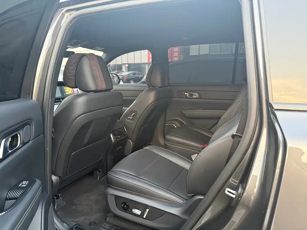 Li Auto Li ONE — миниатюра 3