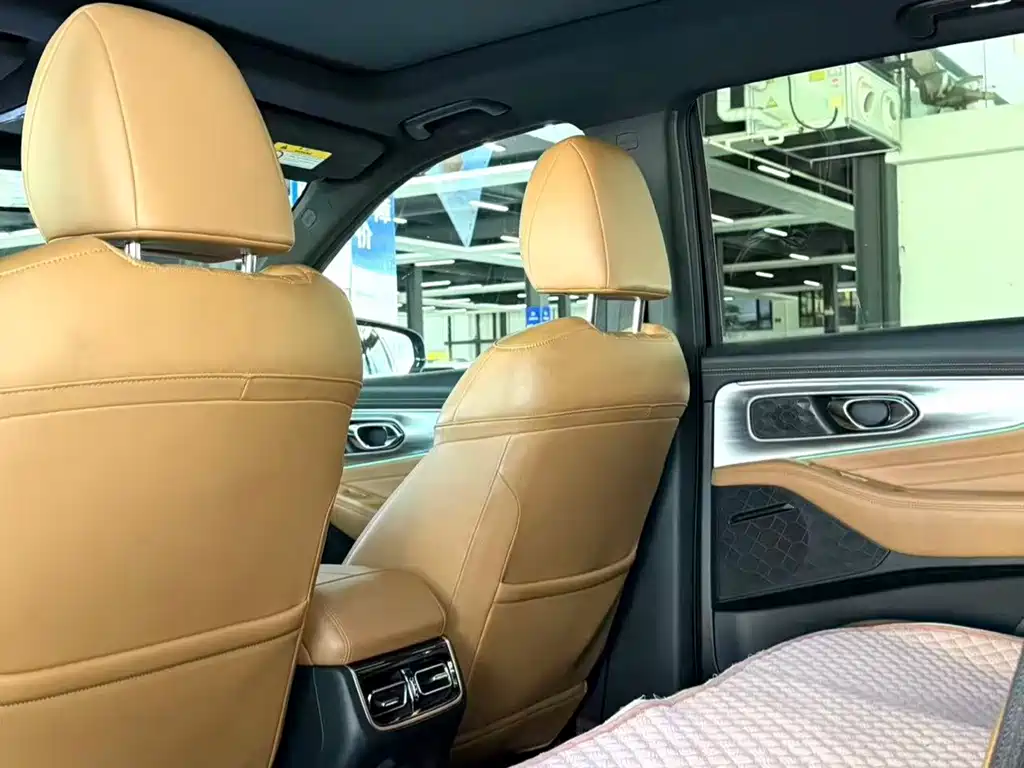 GAC Motor Trumpchi GS8 — миниатюра 8