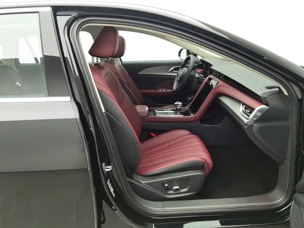 Hongqi Hongqi H5 — миниатюра 23