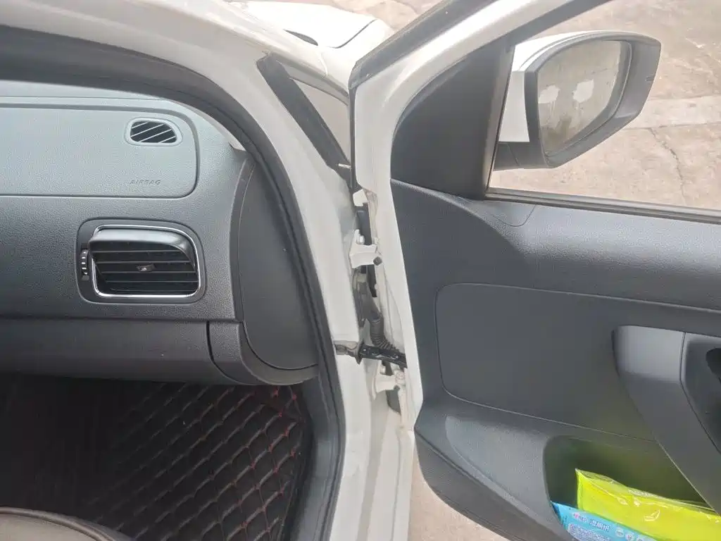 Volkswagen Polo — миниатюра 20
