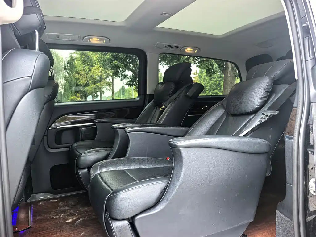 Mercedes-Benz V-Class — миниатюра 5