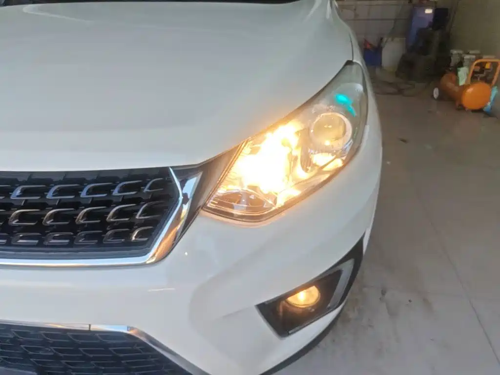 BAIC Senova X35 — миниатюра 24