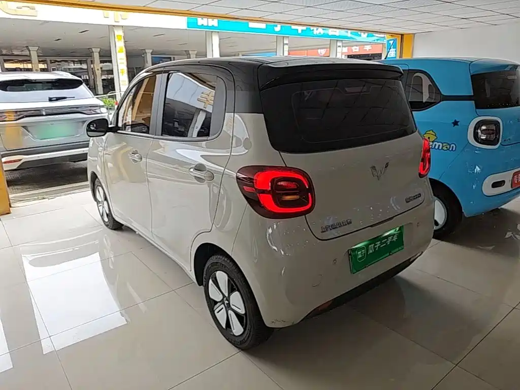 Wuling MINIEV — миниатюра 5