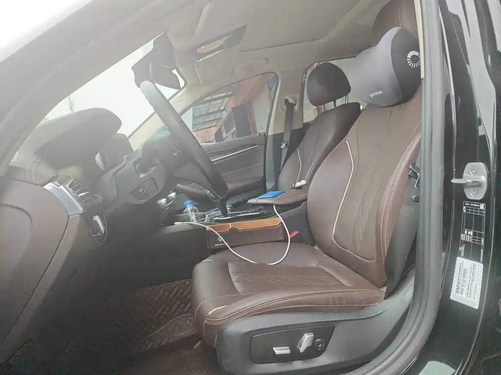 BMW 5 Series — миниатюра 17