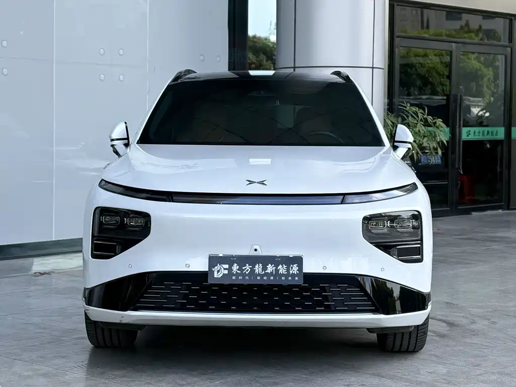 XPeng G9 — миниатюра 2