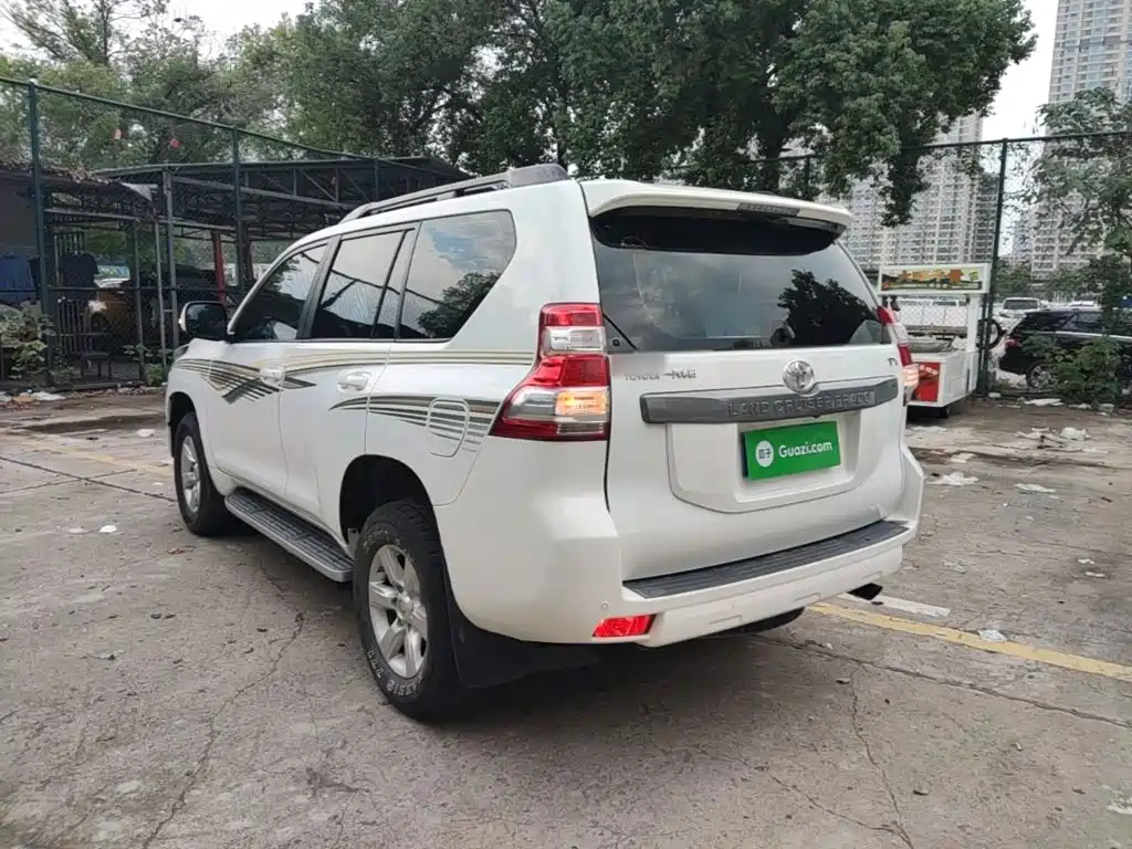 Toyota Prado — миниатюра 5
