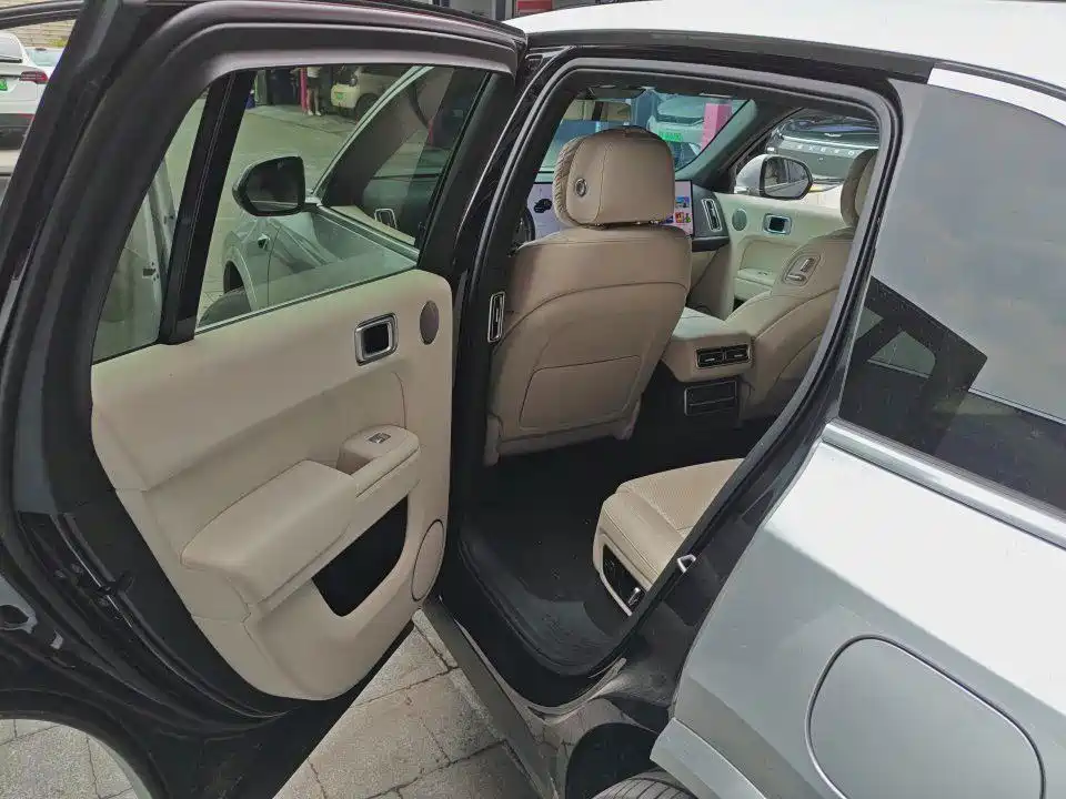 Li Auto Li L7 — миниатюра 5