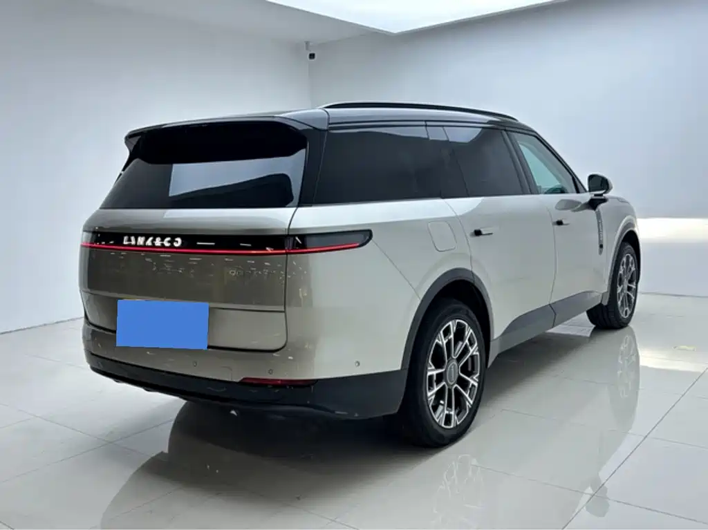 Lynk & Co 900 — миниатюра 14