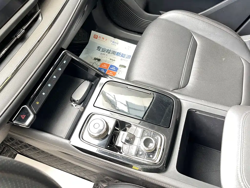 Ford Equator Sport — миниатюра 29