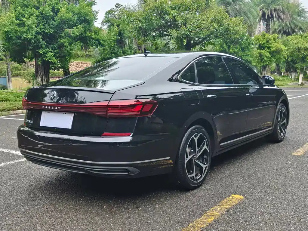 Volkswagen Passat — миниатюра 9