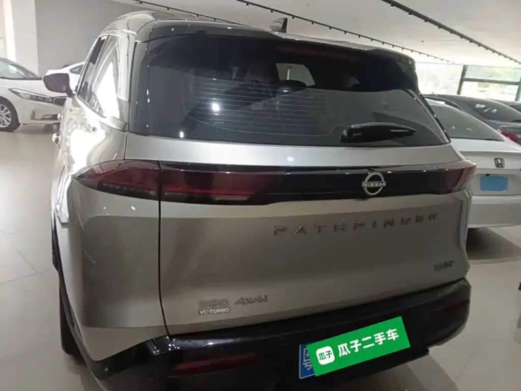 Nissan Teramont — миниатюра 6
