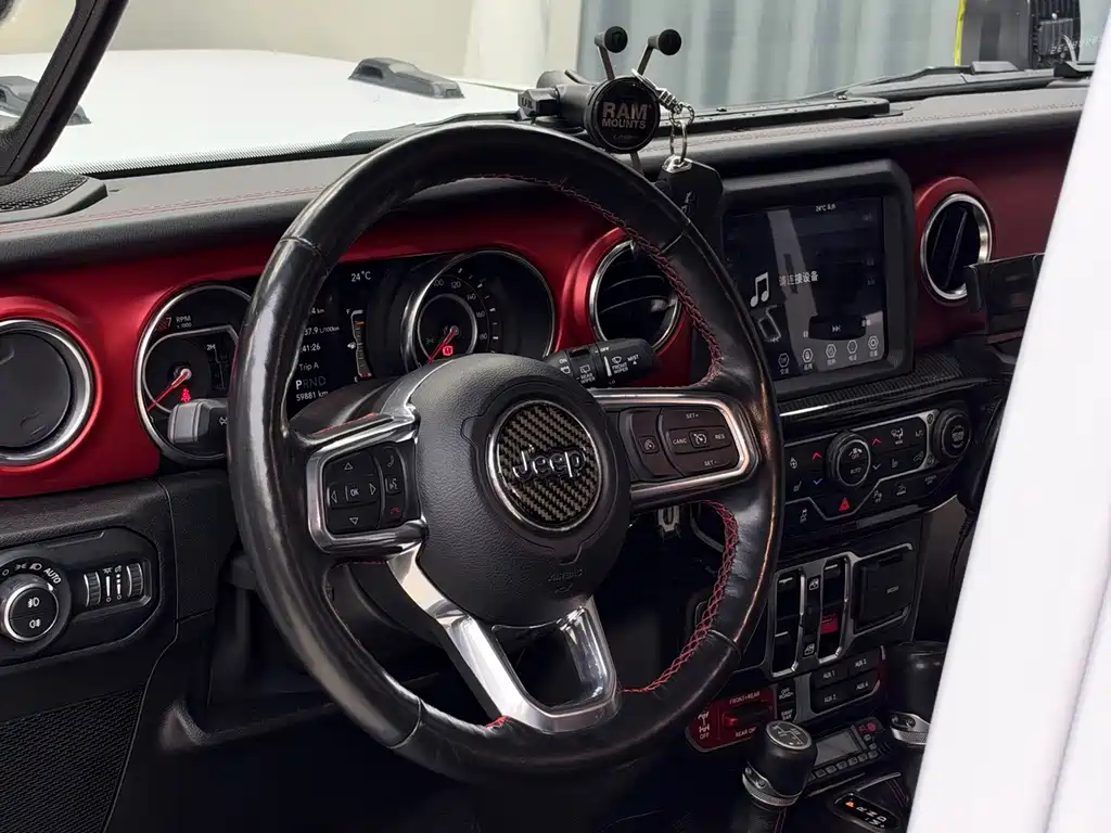 Jeep Wrangler — миниатюра 12