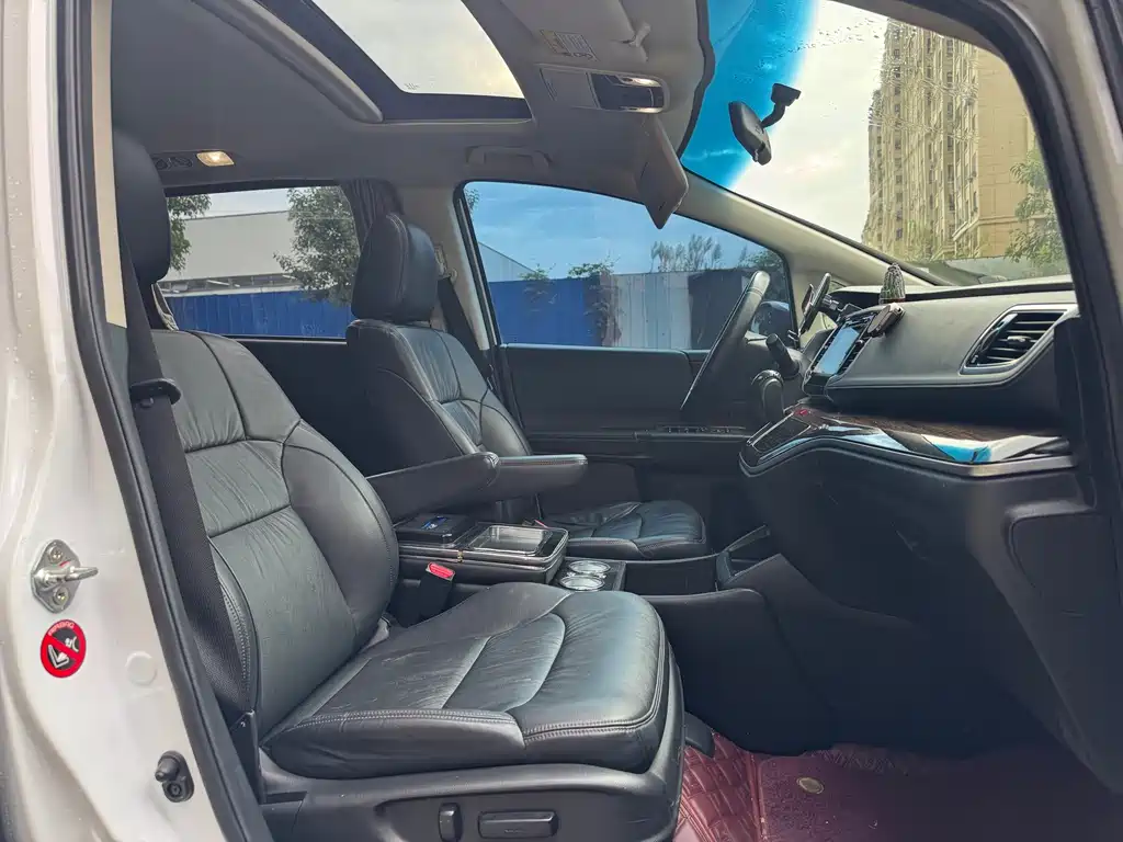 Honda Odyssey — миниатюра 7