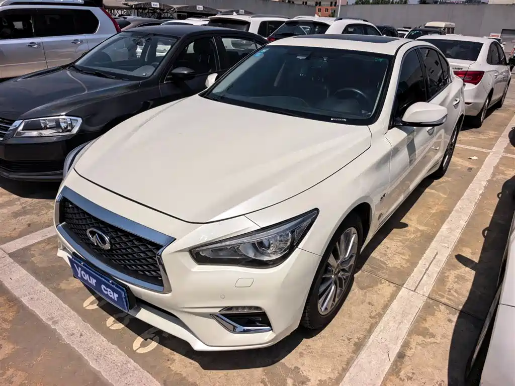 Infiniti Q50L 2019