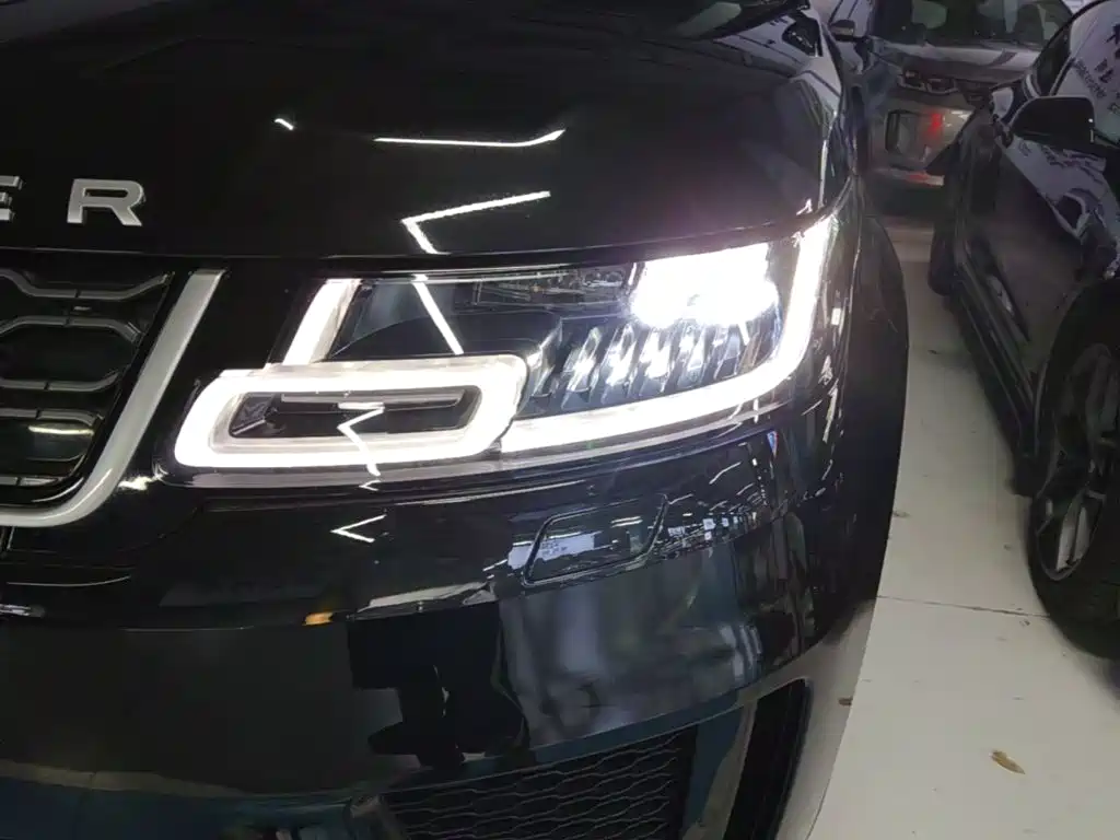 Land Rover Sport PHEV — миниатюра 24