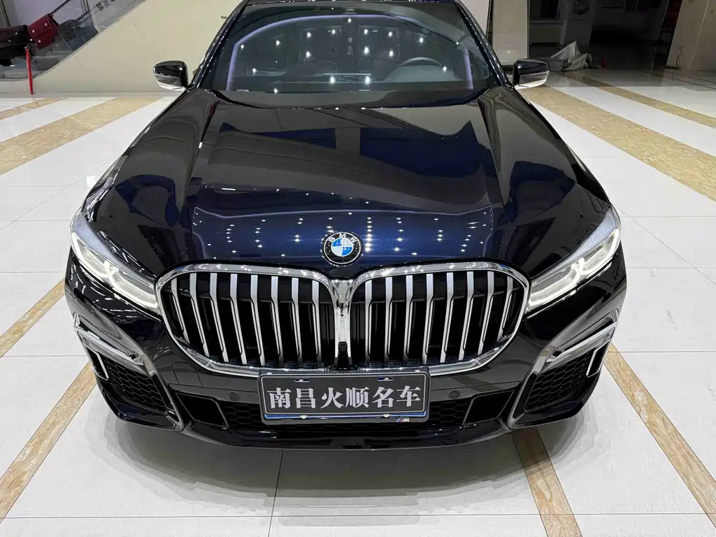 BMW 7 Series — миниатюра 3