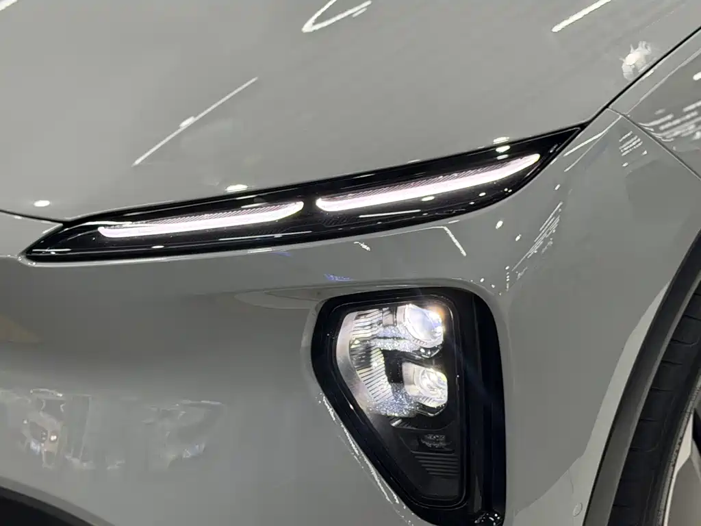 NIO ES6 — миниатюра 14