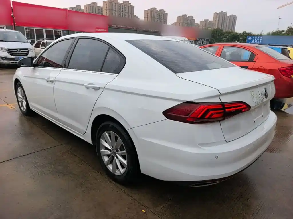 Volkswagen Bora — миниатюра 5