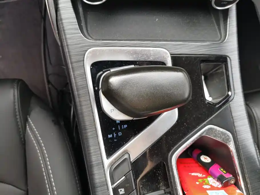 Geely Xingyue — миниатюра 16