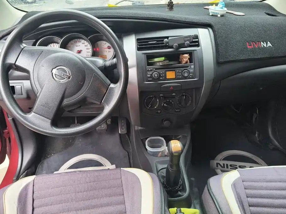 Nissan Livina — миниатюра 12