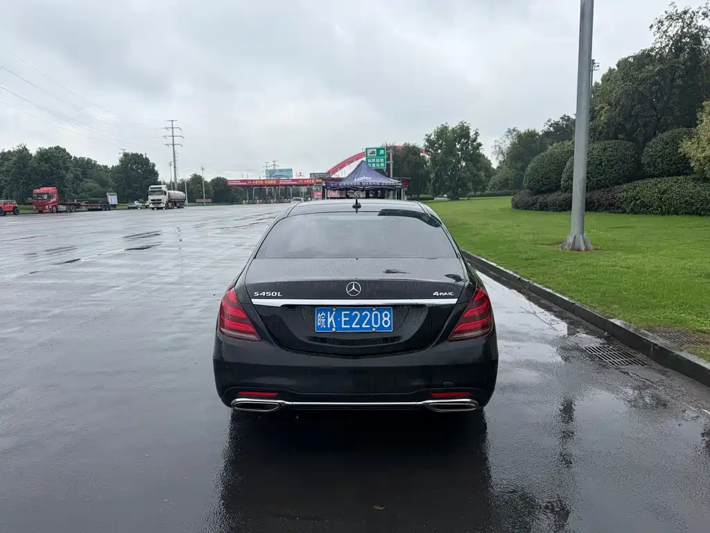 Mercedes-Benz S-Class — миниатюра 12