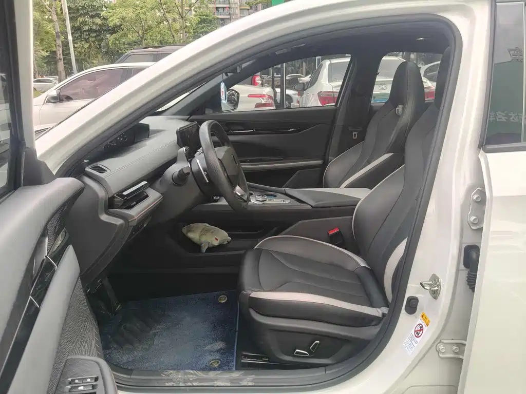 Changan UNI-V — миниатюра 8