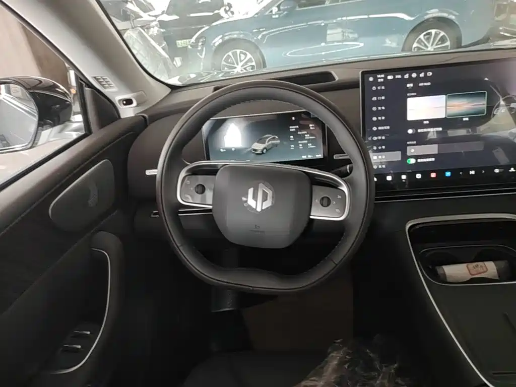 Leapmotor Leapmotor C11 — миниатюра 11