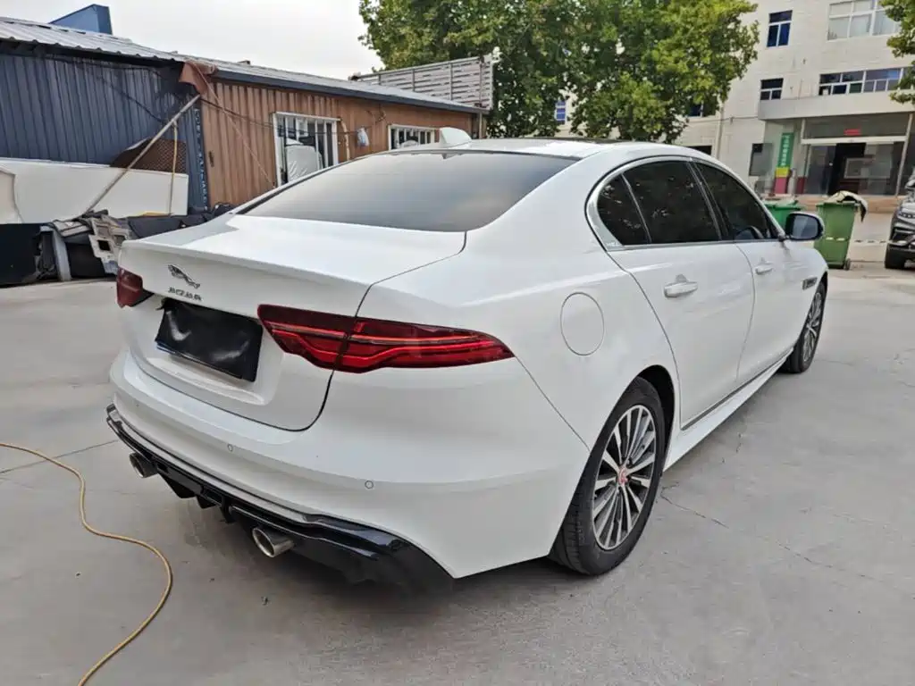 Jaguar XEL — миниатюра 7