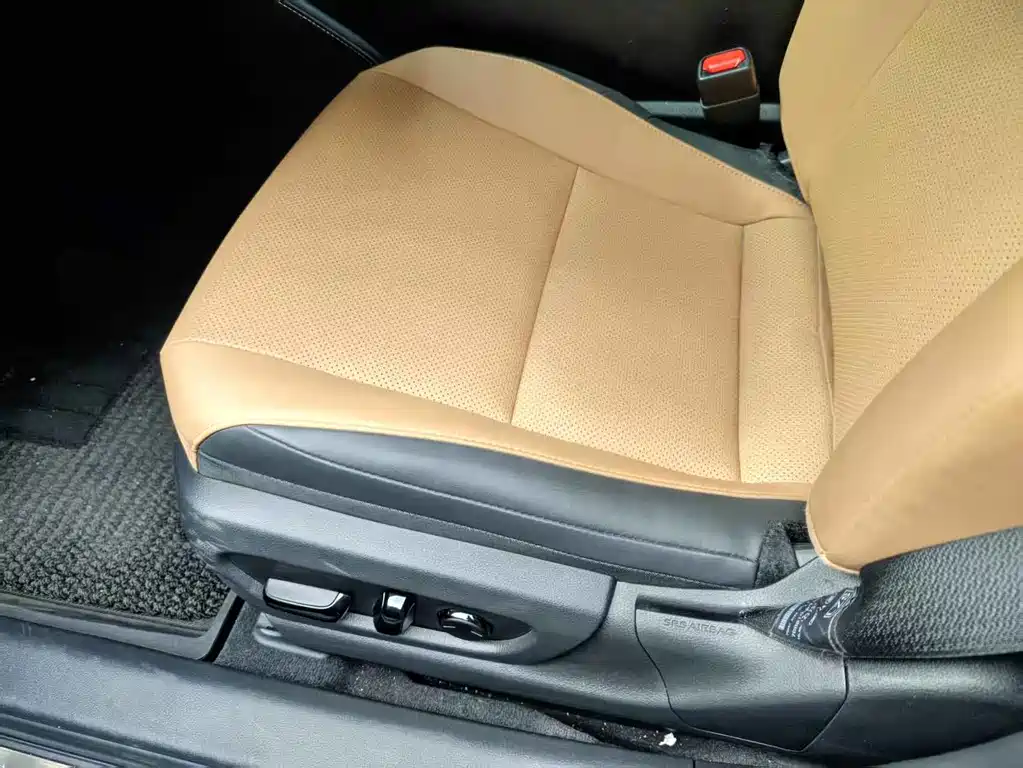 Lexus ES — миниатюра 9