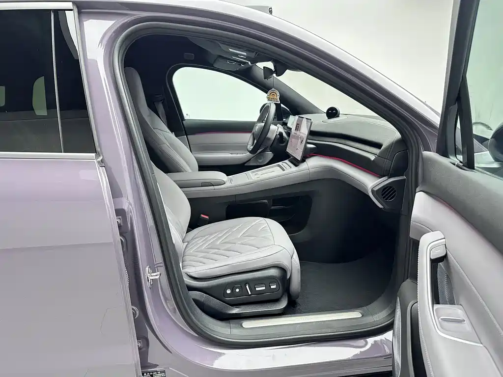 NIO EC6 — миниатюра 10