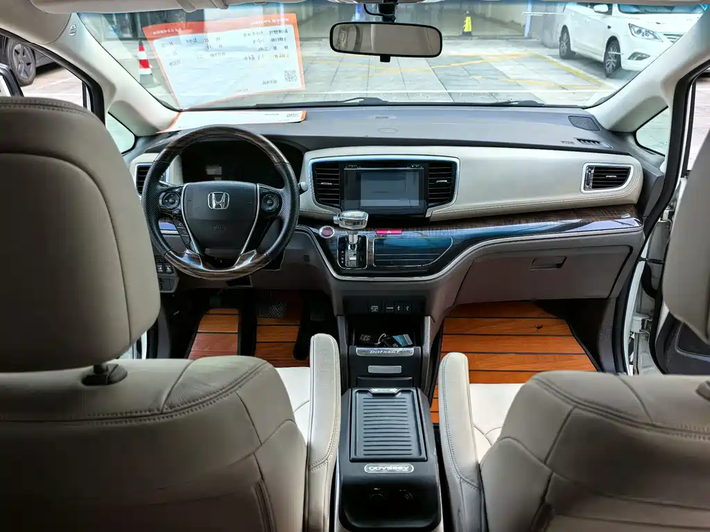 Honda Odyssey — миниатюра 12