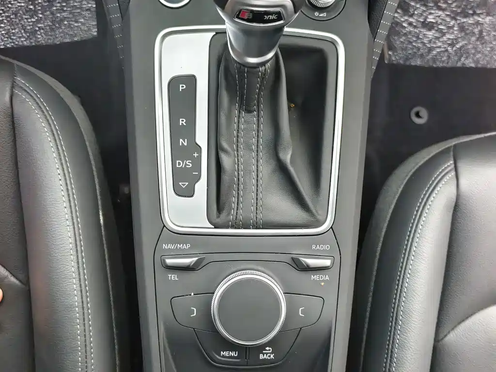 Audi Q2L — миниатюра 14