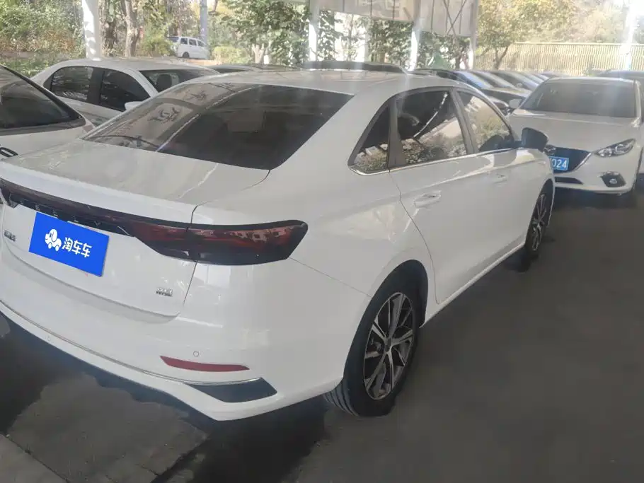 Geely Emgrand — миниатюра 3