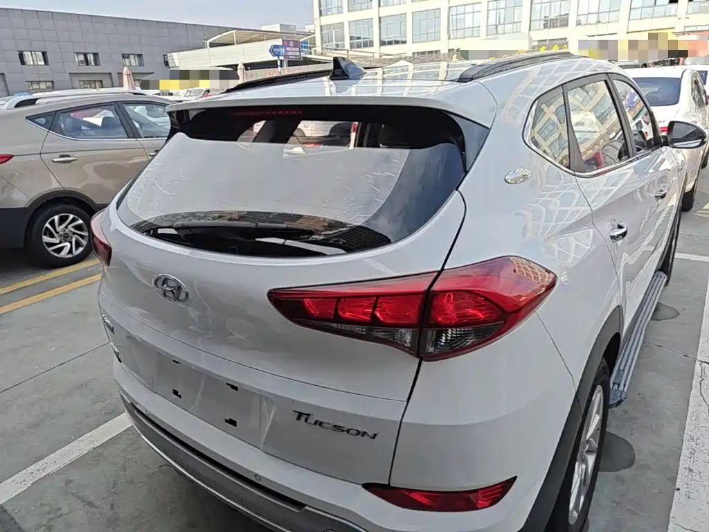 Hyundai Tucson — миниатюра 6