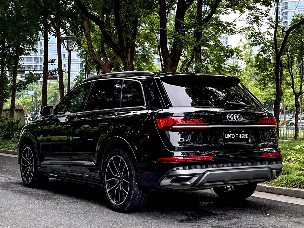 Audi Q7 2021 55 TFSI quattro S line Sport