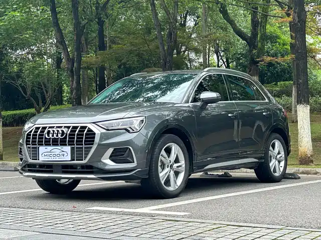 2022 Audi Q3