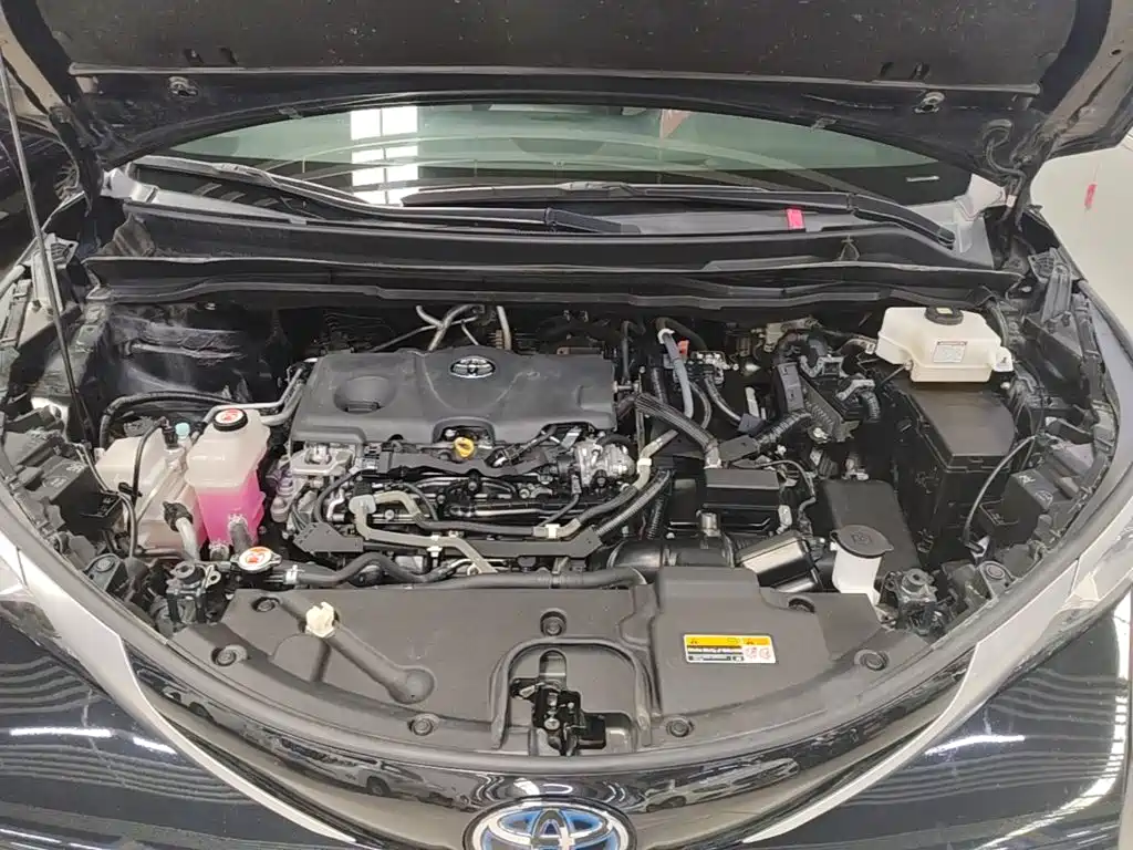 Toyota Sienna — миниатюра 20