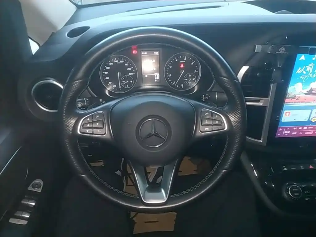 Mercedes-Benz Vito — миниатюра 11
