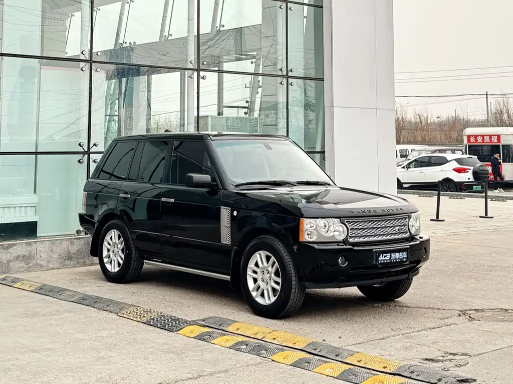 Land Rover Range Rover — миниатюра 3
