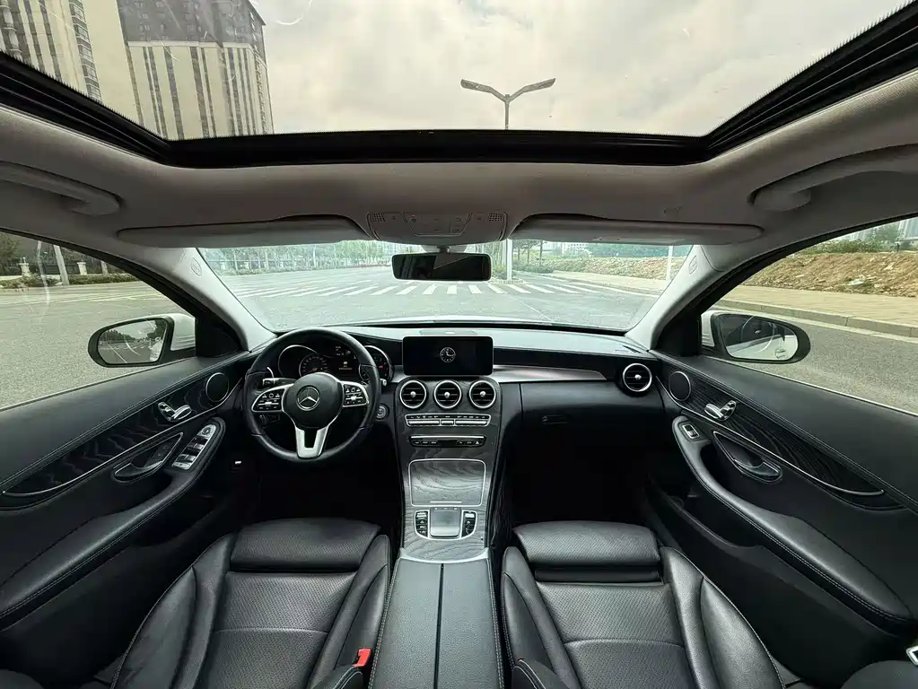 Mercedes-Benz C-Class — миниатюра 5