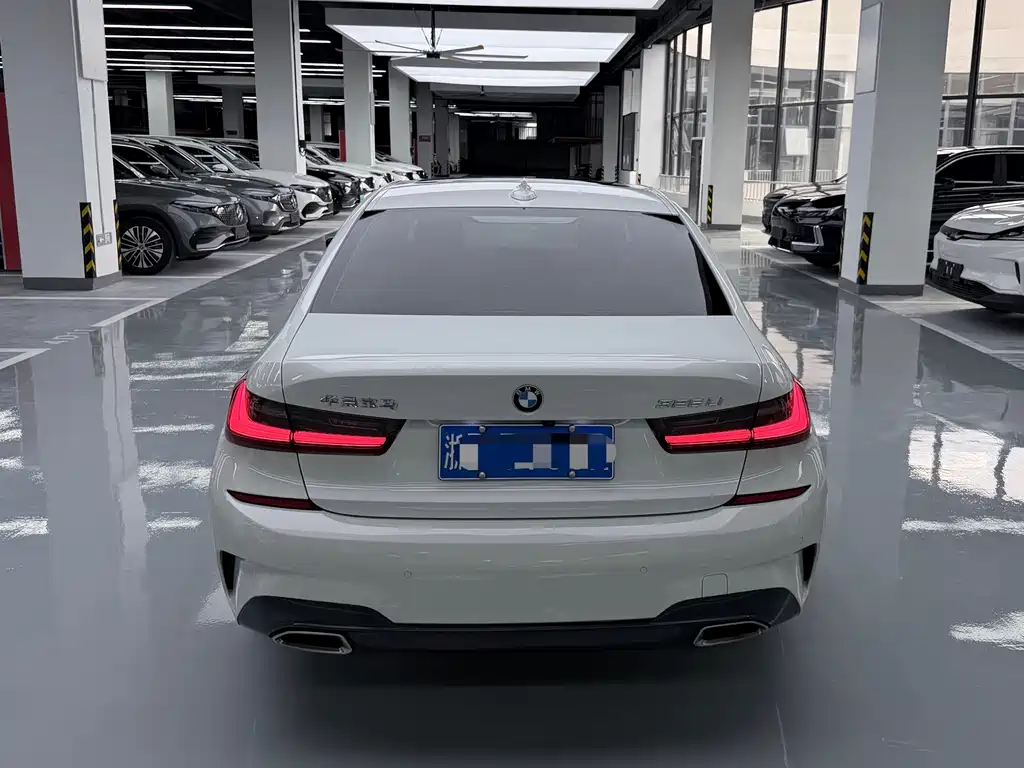 BMW 3 Series — миниатюра 8