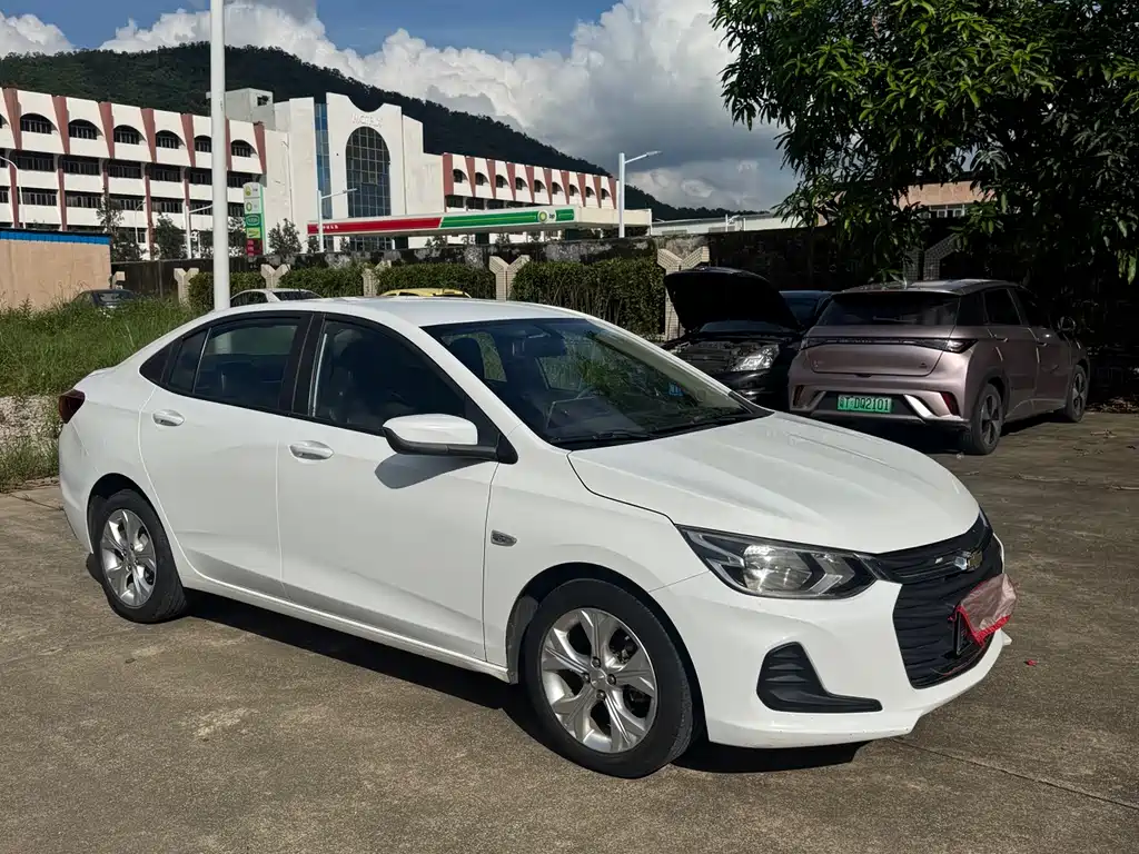 Chevrolet Cavalier - фото 3