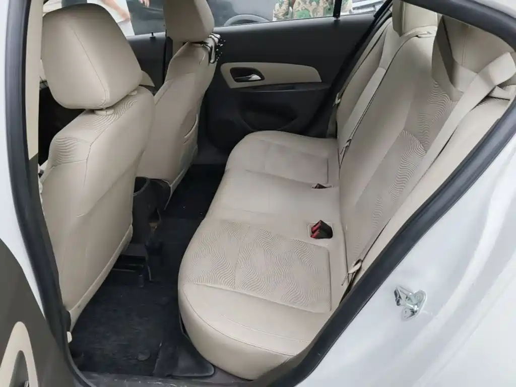 Chevrolet Cruze — миниатюра 17