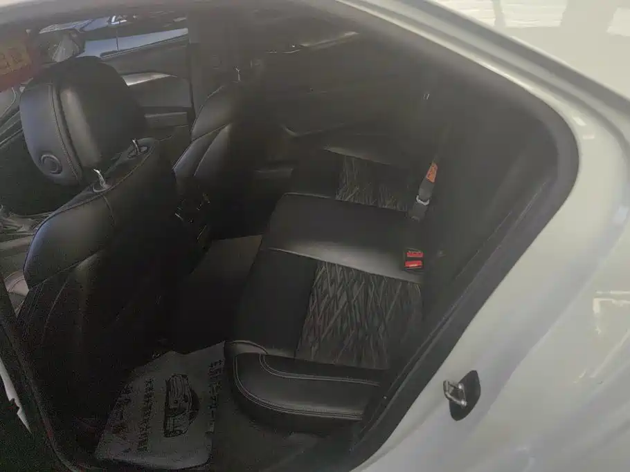 Cadillac ATS-L — миниатюра 11