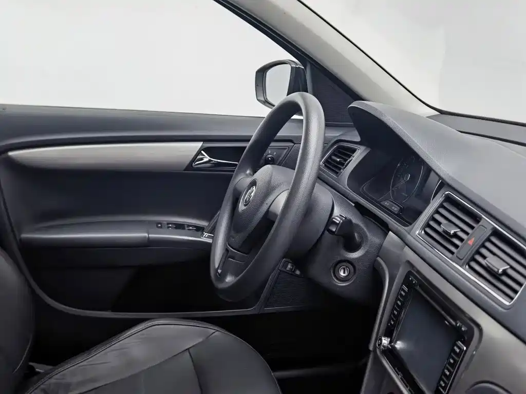 Volkswagen Lavida — миниатюра 22