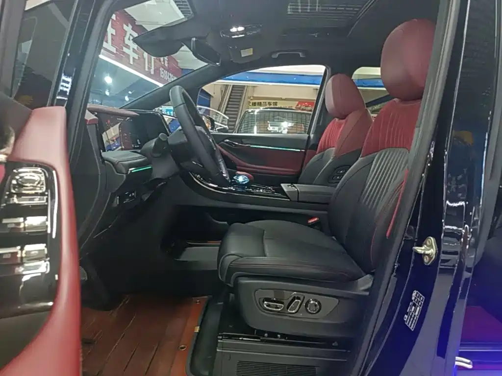 GAC Motor Trumpchi M8 — миниатюра 15